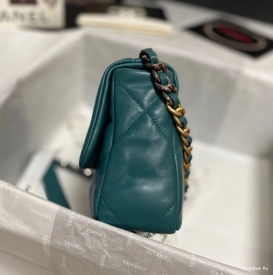 First Bag Ru BAG FLAP CHANEL 19 0728